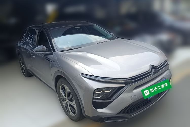 Used Citroen C5 X 2022 1.6T Extraordinary Style—Year of the Tiger New-Year Special Edition Front Right 45 Deg