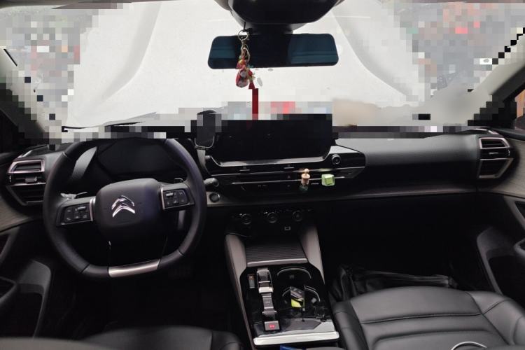 Used Citroen C5 X 2022 1.6T Extraordinary Style—Year of the Tiger New-Year Special Edition Interior 2