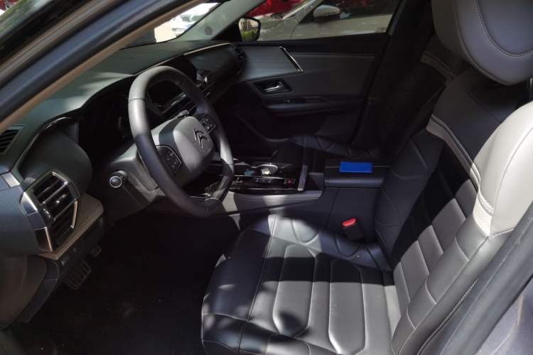 Used Citroen C5 X 2022 1.6T Xiang Bufan – Year of the Tiger New Beginnings Edition Left Front Seat