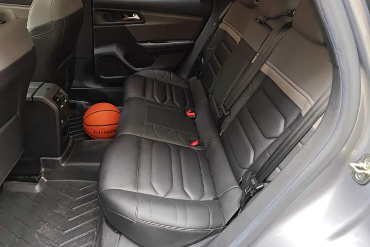 Used Citroen C5 X 2022 1.6T Xiang Bufan – Year of the Tiger New Beginnings Edition Left Rear Seat