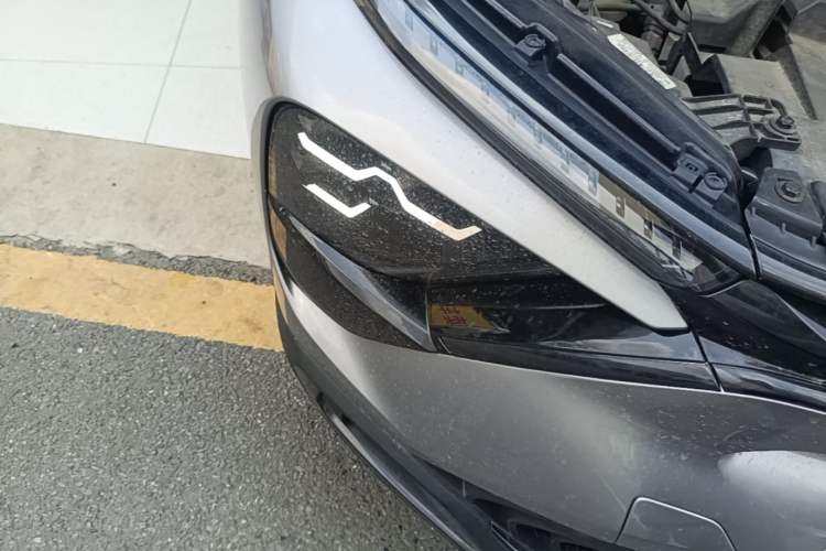 Used Citroen C5 X 2022 1.6T Extraordinary Style—Year of the Tiger New-Year Special Edition Right Front Headlight