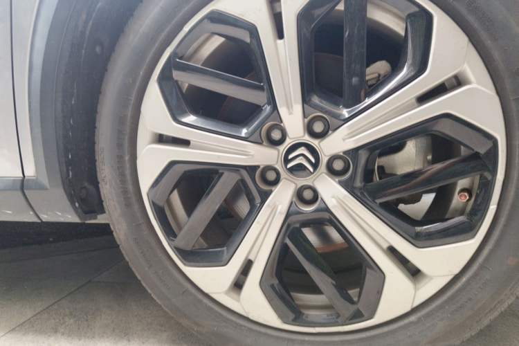 Used Citroen C5 X 2022 1.6T Xiang Bufan – Year of the Tiger New Beginnings Edition Right Front Wheel Hub