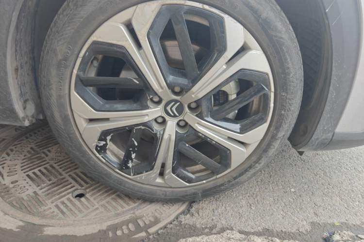 Used Citroen C5 X 2022 1.6T Xiang Bufan – Year of the Tiger New Beginnings Edition Right Front Wheel Hub