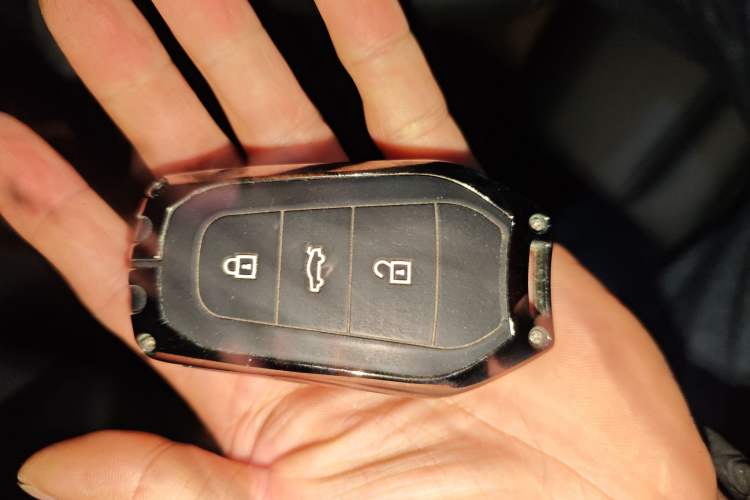 Used Citroen C5 X 2022 1.6T Xiang Bufan – Year of the Tiger New Beginnings Edition Vehicle Key
