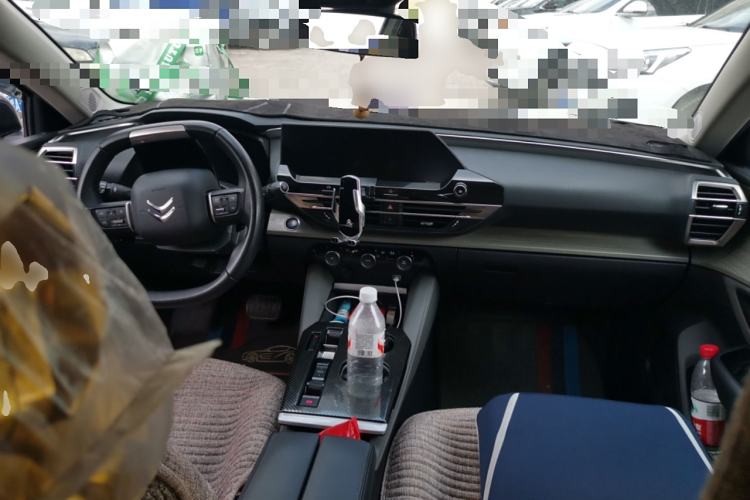 Used Citroen C5 X 2022 1.6T Xiang Bufan – Year of the Tiger New Beginnings Edition Center Console