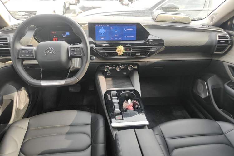 Used Citroen C5 X 2022 1.6T Xiang Bufan – Year of the Tiger New Beginnings Edition Center Console