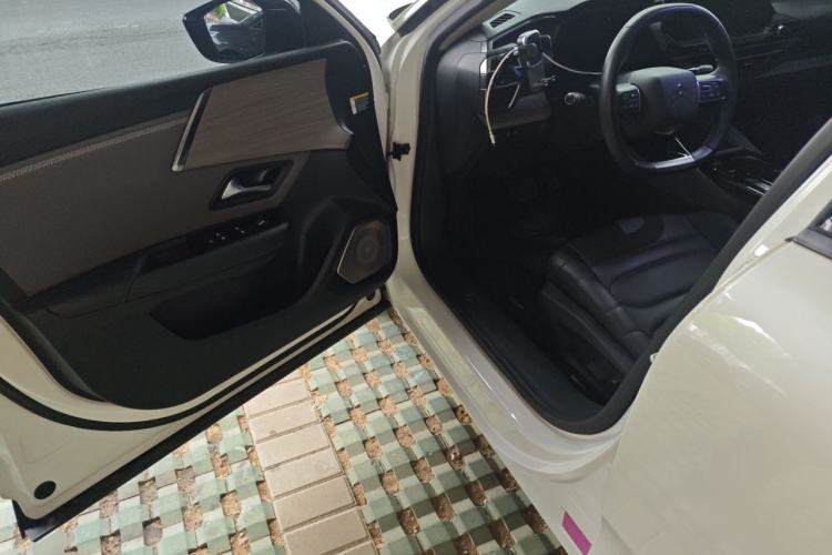 Used Citroen C5 X 2022 1.6T Xiang Bufan – Year of the Tiger New Beginnings Edition Driver Seat
