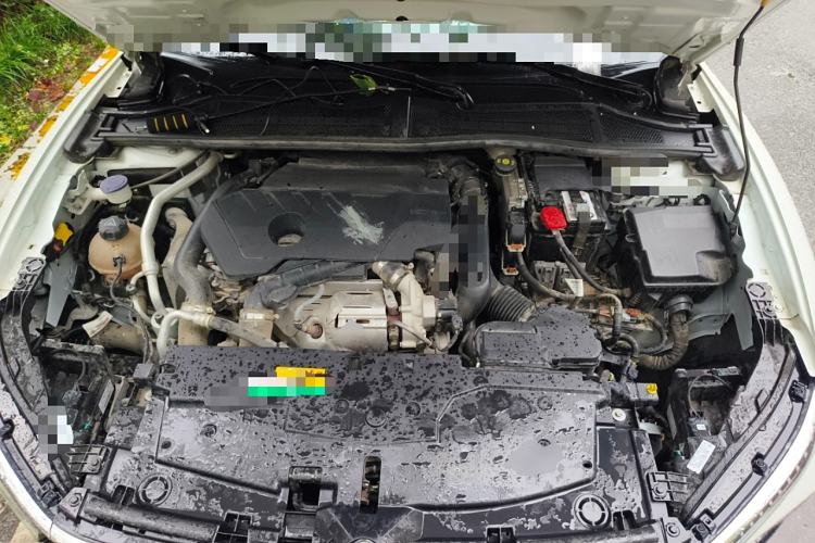 Used Citroen C5 X 2022 1.6T Xiang Bufan – Year of the Tiger New Beginnings Edition Engine Bay