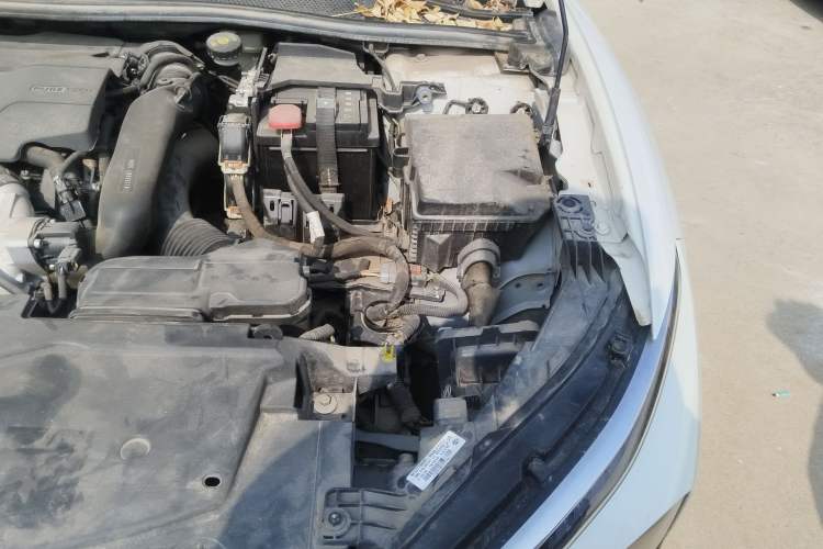 Used Citroen C5 X 2022 1.6T Xiang Bufan – Year of the Tiger New Beginnings Edition Engine Bay Left