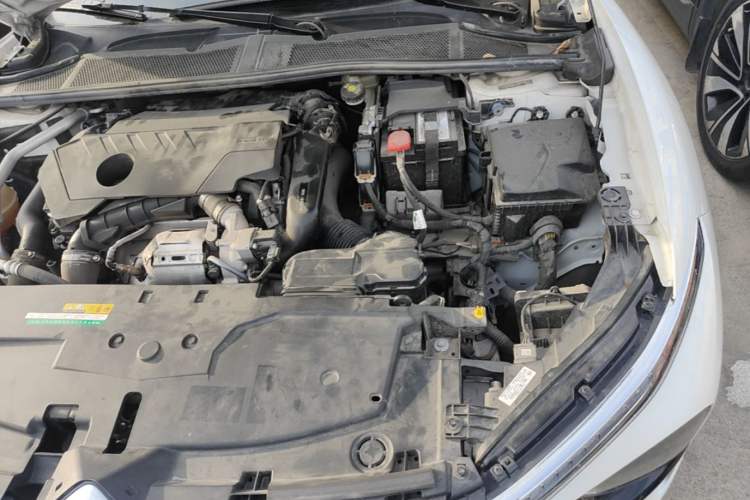 Used Citroen C5 X 2022 1.6T Xiang Bufan – Year of the Tiger New Beginnings Edition Engine Bay Left