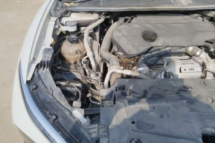 Used Citroen C5 X 2022 1.6T Xiang Bufan – Year of the Tiger New Beginnings Edition Engine Bay Right