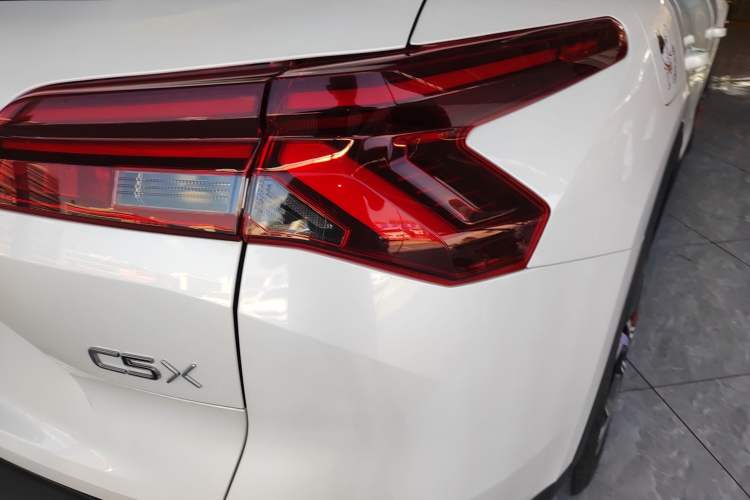 Used Citroen C5 X 2022 1.6T Extraordinary Style—Year of the Tiger New-Year Special Edition Exterior 1