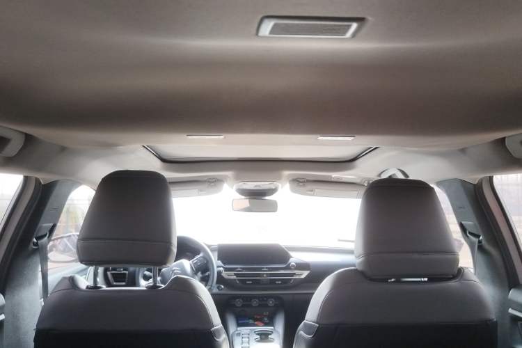 Used Citroen C5 X 2022 1.6T Xiang Bufan – Year of the Tiger New Beginnings Edition Headliner