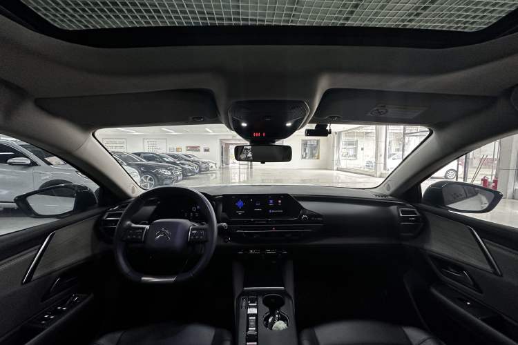 Used Citroen C5 X 2022 1.6T Xiang Bufan – Year of the Tiger New Beginnings Edition Interior 1