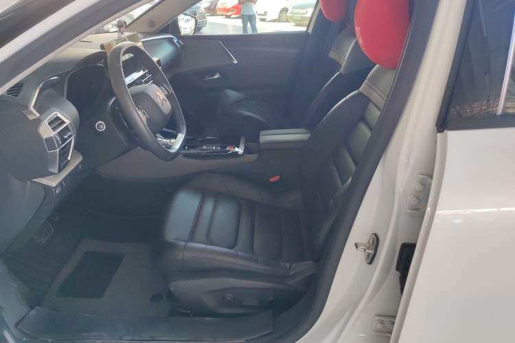 Used Citroen C5 X 2022 1.6T Extraordinary Style—Year of the Tiger New-Year Special Edition Left Front Seat
