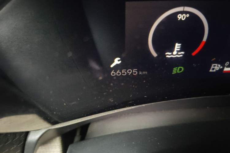 Used Citroen C5 X 2022 1.6T Xiang Bufan – Year of the Tiger New Beginnings Edition Odometer Close Up