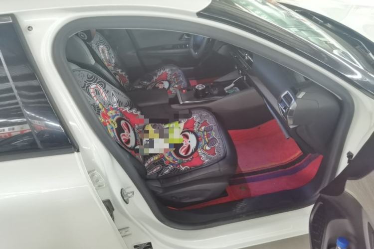 Used Citroen C5 X 2022 1.6T Xiang Bufan – Year of the Tiger New Beginnings Edition Right Front Seat