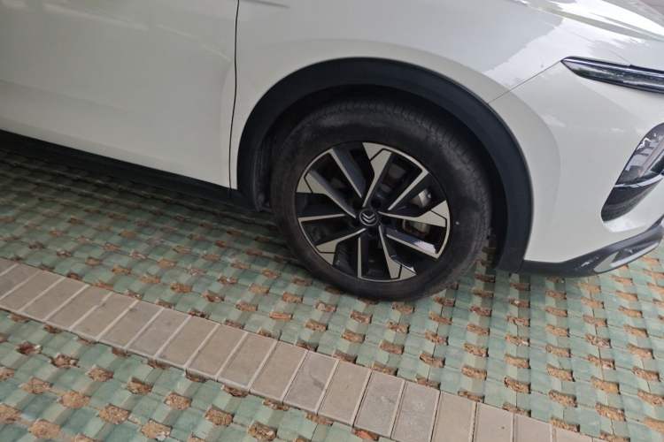Used Citroen C5 X 2022 1.6T Xiang Bufan – Year of the Tiger New Beginnings Edition Right Front Wheel Hub