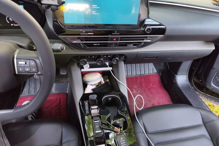 Used Citroen C5 X 2023 1.6T Extraordinary Power Audio And AC Panel