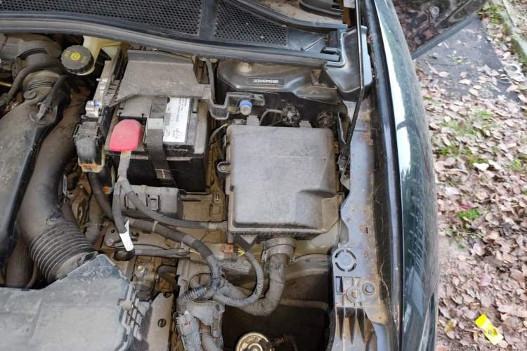 Used Citroen C5 X 2023 1.6T Extraordinary Power Engine Bay Left
