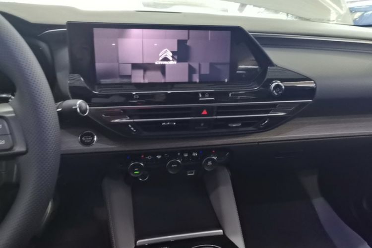 Used Citroen C5 X 2023 1.6T Enjoy the Extraordinary Audio And AC Panel