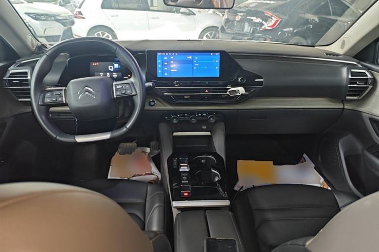Used Citroen C5 X 2023 1.6T Enjoy the Extraordinary Center Console