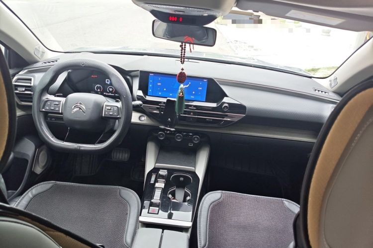 Used Citroen C5 X 2023 1.6T Enjoy the Extraordinary Center Console