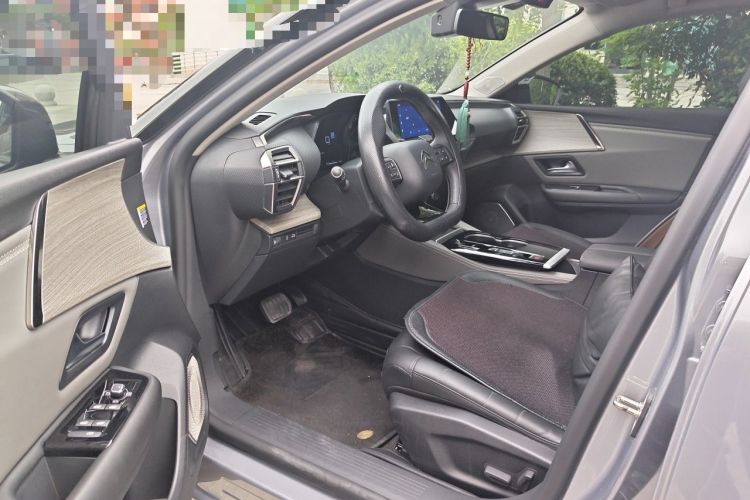 Used Citroen C5 X 2023 1.6T Enjoy the Extraordinary Driver Seat