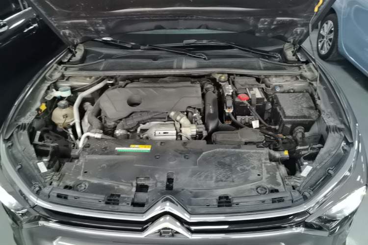 Used Citroen C5 X 2023 1.6T Extraordinary Power Engine Bay