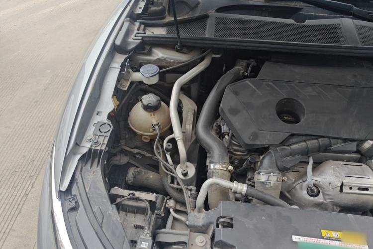 Used Citroen C5 X 2023 1.6T Enjoy the Extraordinary Engine Bay Right