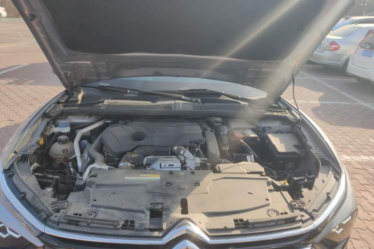 Used Citroen C5 X 2023 1.6T Extraordinary Power Engine Bay