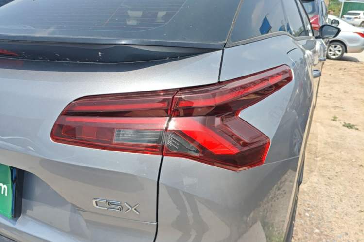 Used Citroen C5 X 2023 1.6T Enjoy the Extraordinary Exterior 3