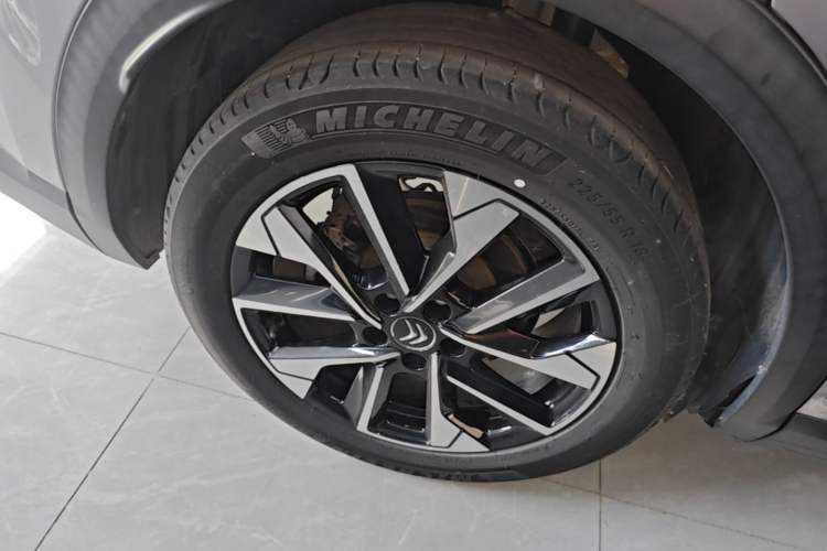 Used Citroen C5 X 2023 1.6T Enjoy the Extraordinary Exterior 5