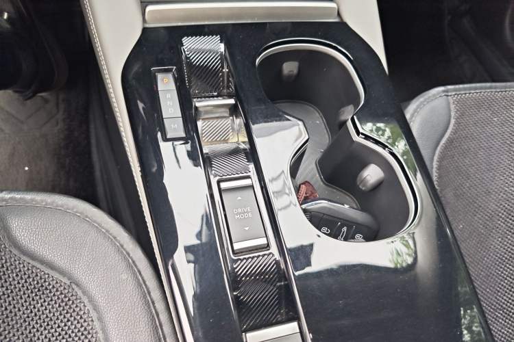 Used Citroen C5 X 2023 1.6T Enjoy the Extraordinary Gear Lever