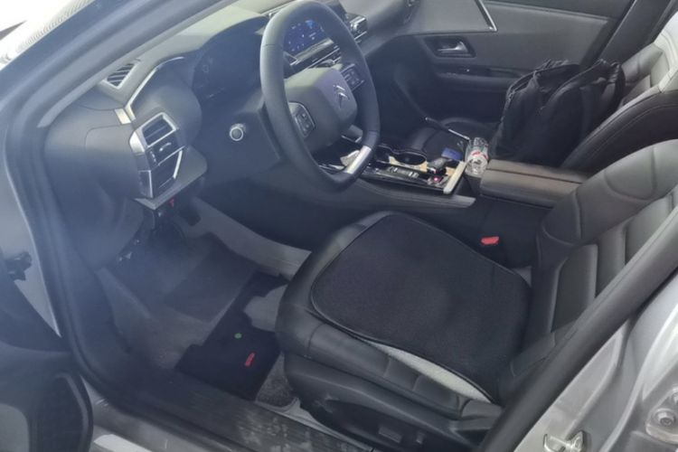 Used Citroen C5 X 2023 1.6T Enjoy the Extraordinary Left Front Seat