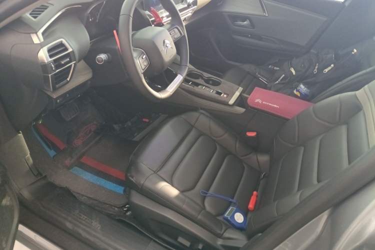 Used Citroen C5 X 2023 1.6T Enjoy the Extraordinary Left Front Seat
