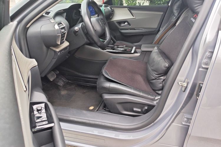 Used Citroen C5 X 2023 1.6T Enjoy the Extraordinary Left Front Seat