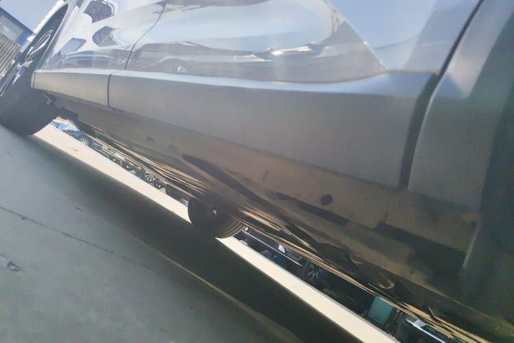 Used Citroen C5 X 2023 1.6T Enjoy the Extraordinary Left Side Sill