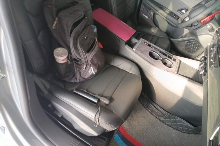 Used Citroen C5 X 2023 1.6T Enjoy the Extraordinary Right Front Seat