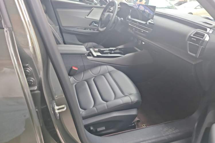 Used Citroen C5 X 2023 1.6T Extraordinary Power Right Front Seat
