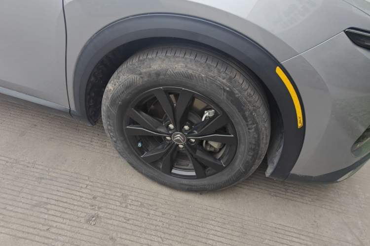 Used Citroen C5 X 2023 1.6T Enjoy the Extraordinary Right Front Wheel Hub