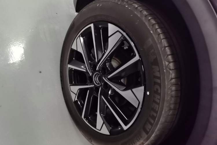 Used Citroen C5 X 2023 1.6T Extraordinary Power Right Rear Wheel Hub