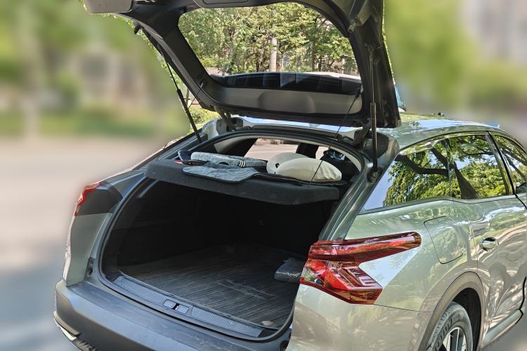 Used Citroen C5 X 2023 1.6T Enjoy the Extraordinary Trunk