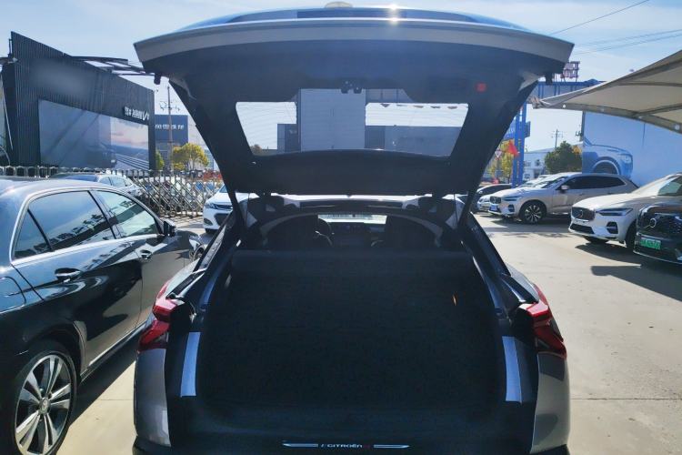 Used Citroen C5 X 2023 1.6T Enjoy the Extraordinary Trunk