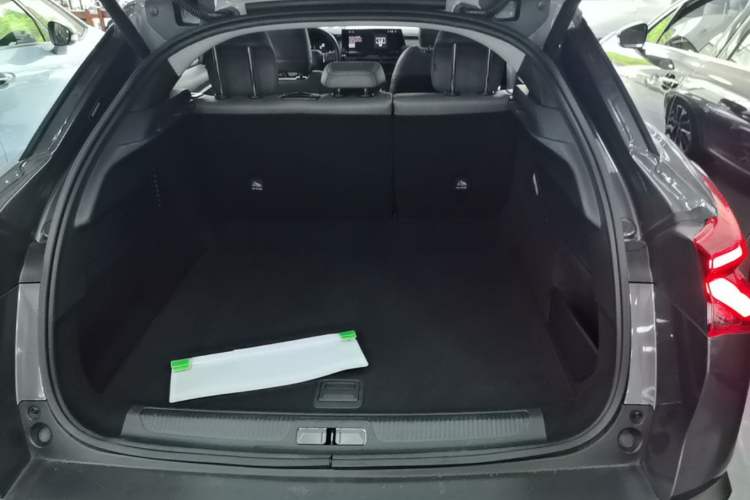 Used Citroen C5 X 2023 1.6T Extraordinary Power Trunk
