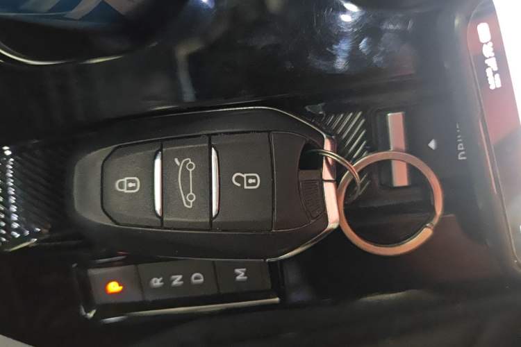 Used Citroen C5 X 2023 1.6T Enjoy the Extraordinary Vehicle Key