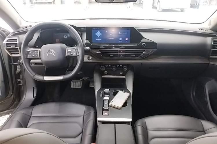 Used Citroen C5 X 2023 1.6T Enjoy the Extraordinary Center Console