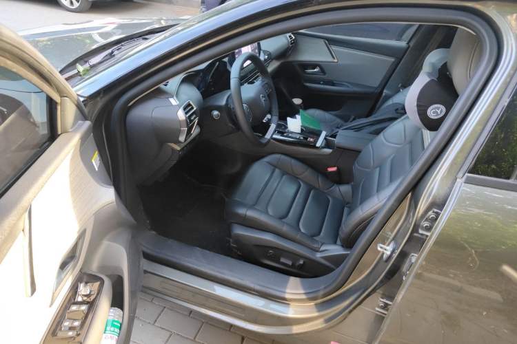 Used Citroen C5 X 2023 1.6T Extraordinary Power Driver Seat