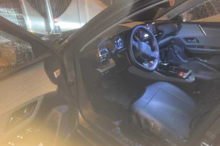Used Citroen C5 X 2023 1.6T Extraordinary Power Driver Seat