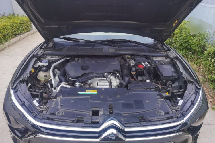 Used Citroen C5 X 2023 1.6T Extraordinary Power Engine Bay